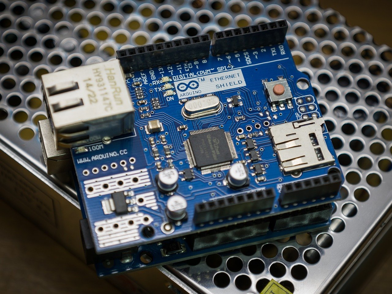 Arduino vs code. Ардуино фото. Ad586 Arduino. Technology Arduino HD.