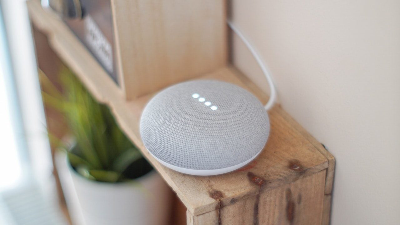 How to hard reset Google Home Mini? Candid.Technol