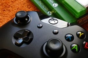 Xbox One will soon support keyboard and mouse; partners with Razer