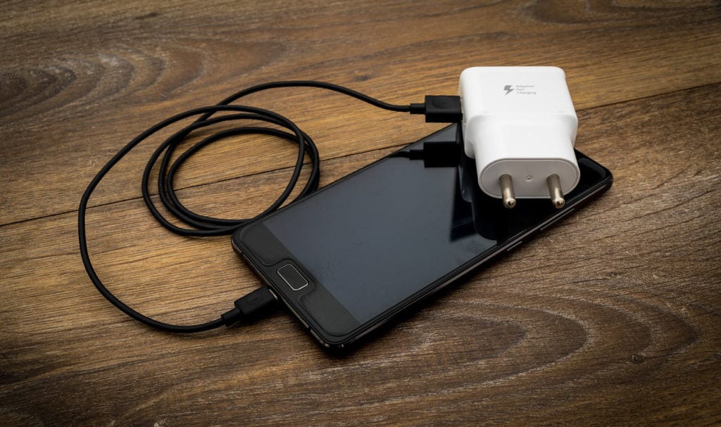 How to charge a Vuse without a charger