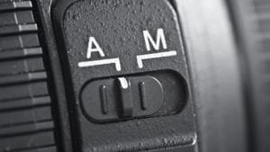 How to use manual mode for dslr or smartphone photography?