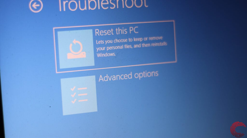 How to fix 'Can’t delete folder in Windows 10' issue?