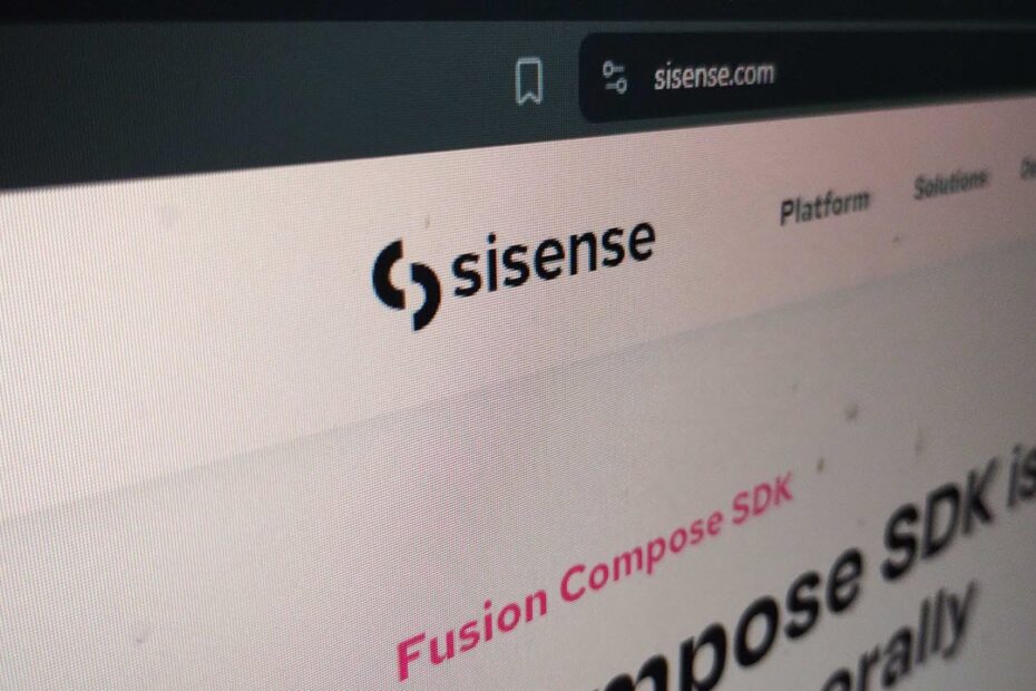 This is an image of sisense featured ss1
