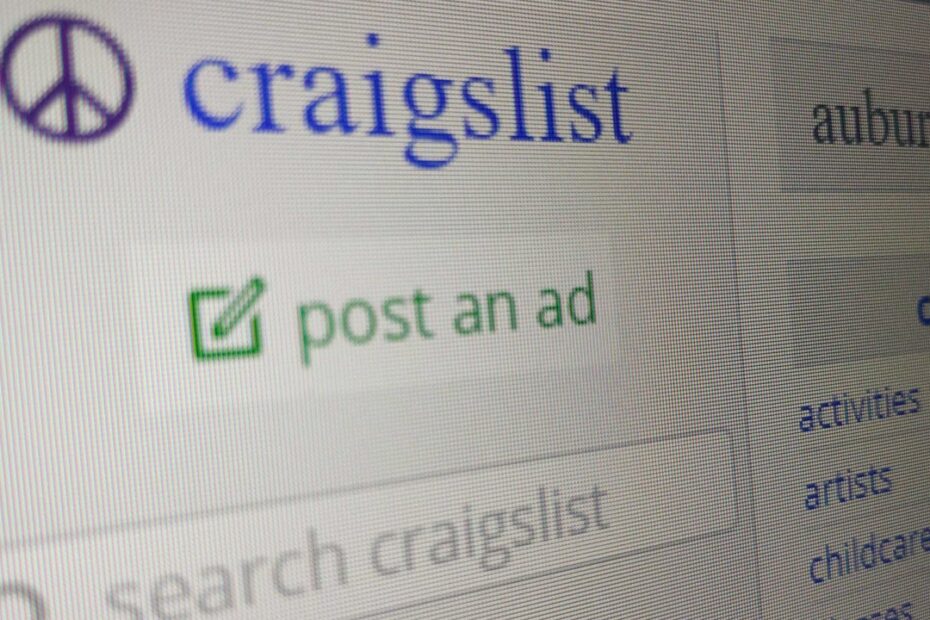 This is an image of craiglist featured