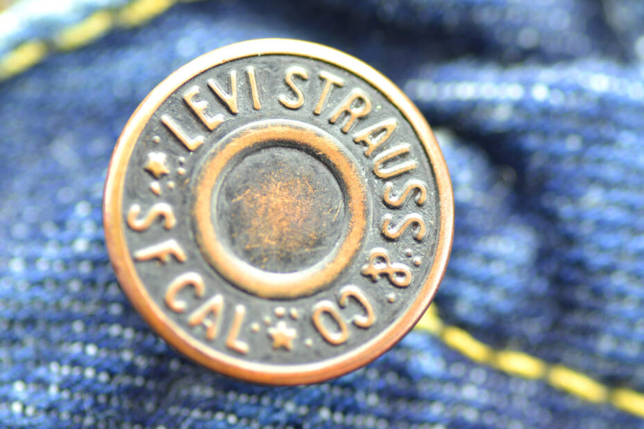 This is an image of levis featured 1