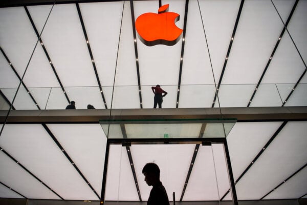 This is an image of apple featured 23234