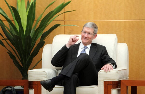This is an image of tim cook apple ceo 5